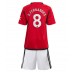 Billige Manchester United Bruno Fernandes #8 Børnetøj Hjemmebanetrøje til baby 2023-24 Kortærmet (+ korte bukser)